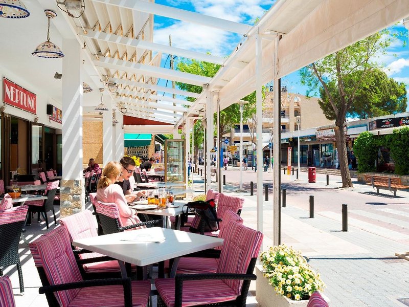 Neptuno Paguera Hostal 20