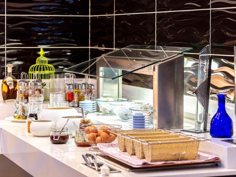 Neptuno Paguera Hostal 8