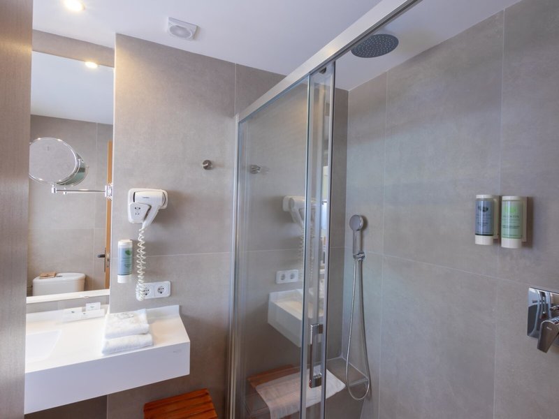 Valentin Reina Paguera 41