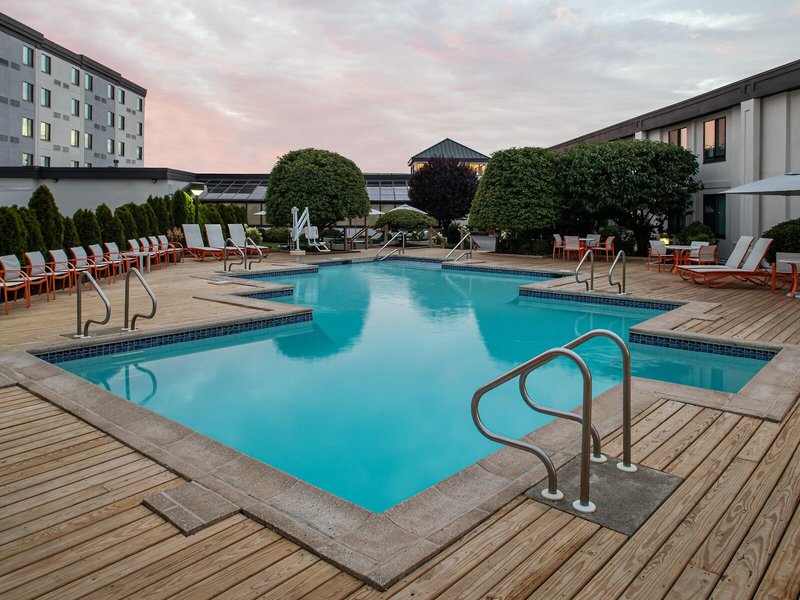 Holiday Inn Hasbrouck Heights - Meadowlands 9