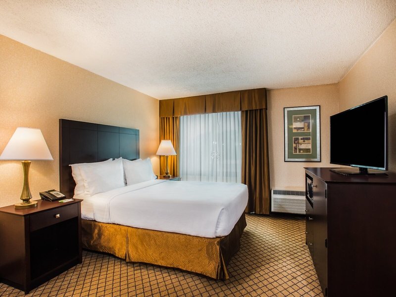 Holiday Inn Hasbrouck Heights - Meadowlands 35
