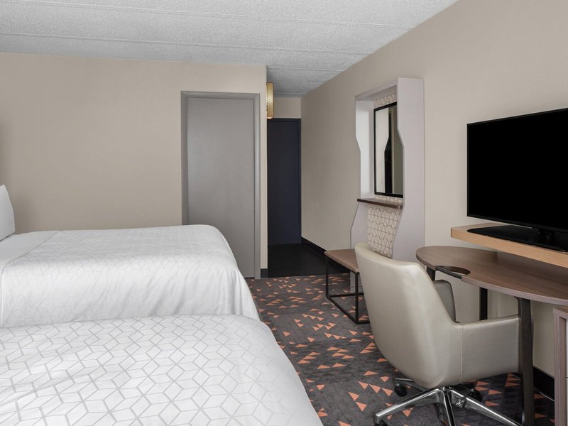 Holiday Inn Hasbrouck Heights - Meadowlands 38