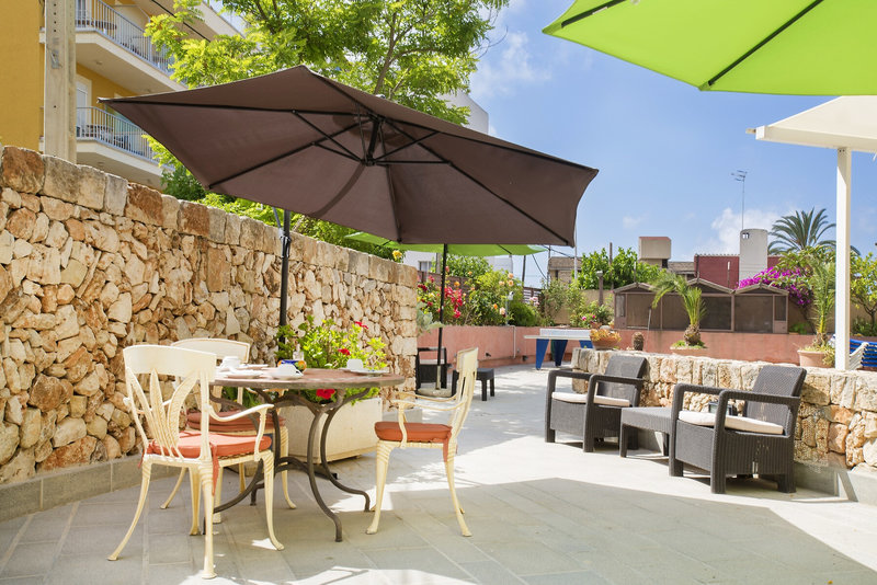 Hostal Residencia Sutimar 4