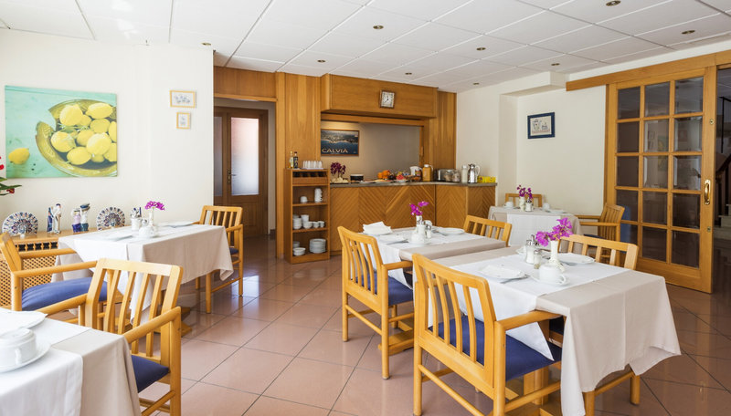 Hostal Residencia Sutimar 12