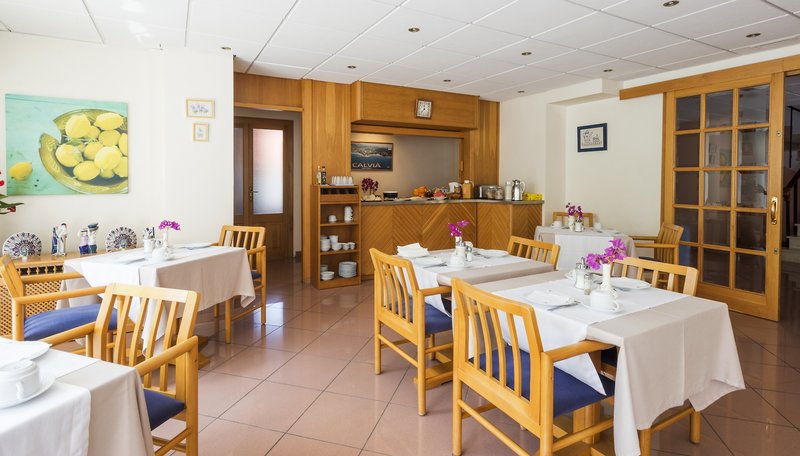 Hostal Residencia Sutimar 6