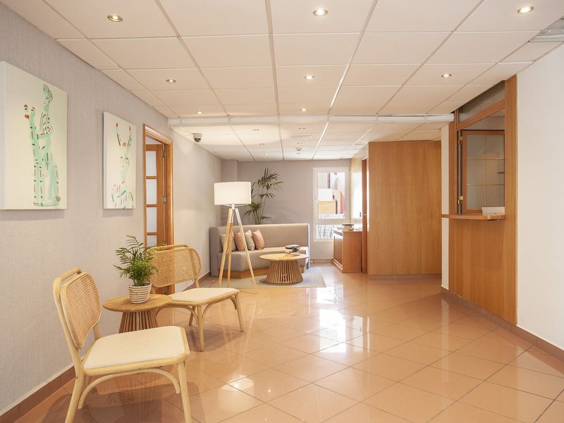 Hostal Residencia Sutimar 11