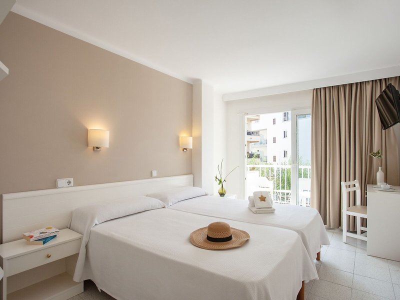 Hostal Residencia Sutimar 27