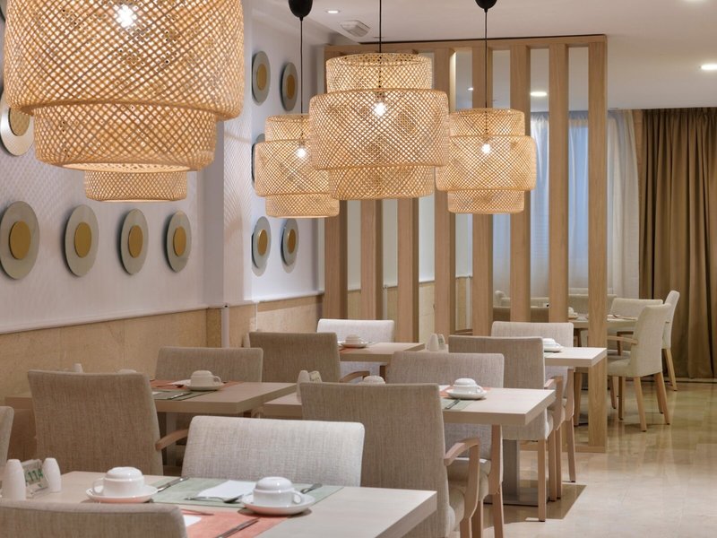 Valentin Somni Hotel & Suites 16