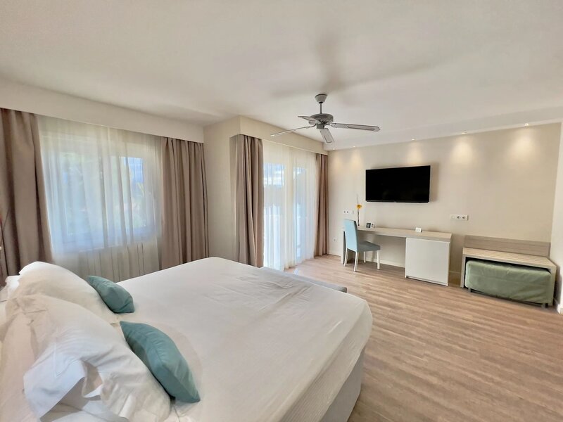 Valentin Somni Hotel & Suites 14