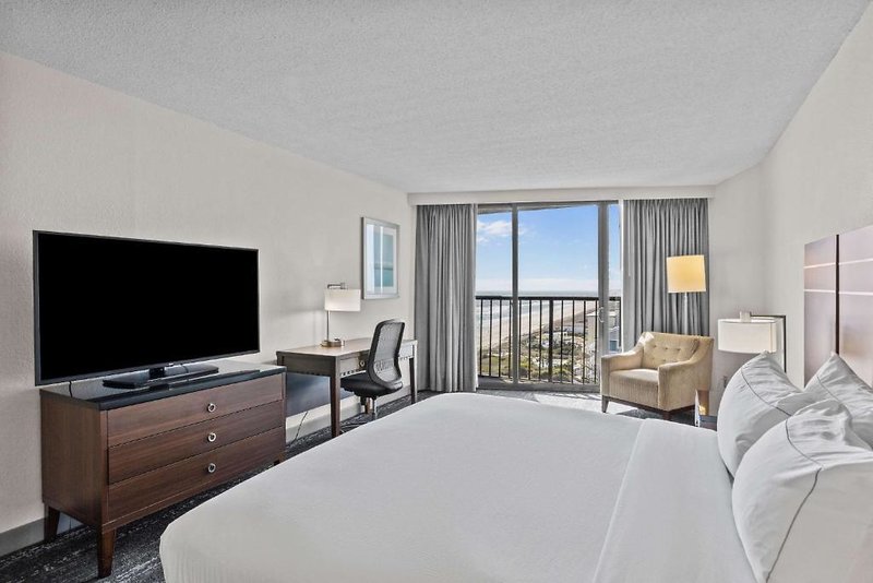 DoubleTree by Hilton Hotel Atlantic Beach Oceanfront 5