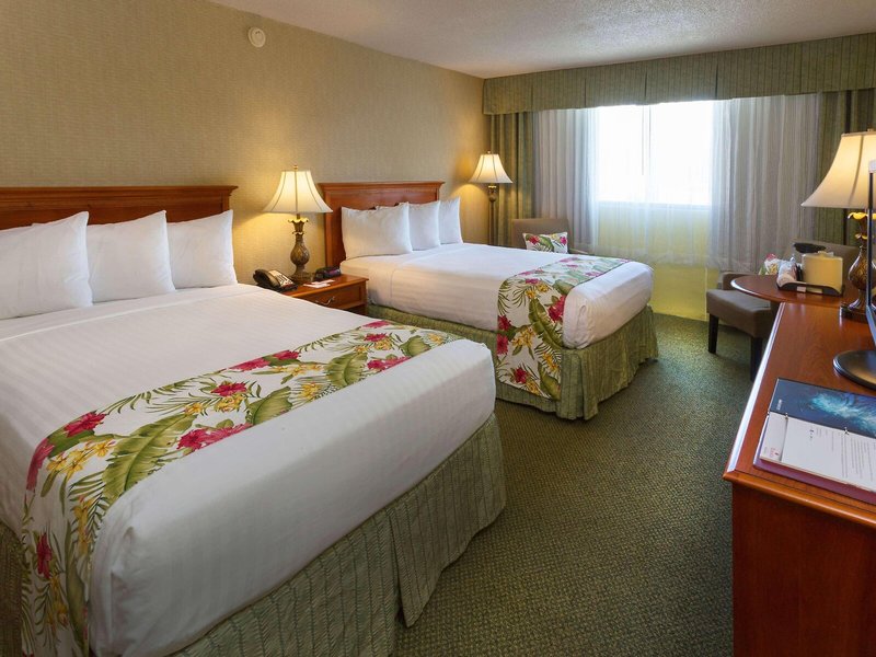 Ramada Plaza by Wyndham Waikiki 9