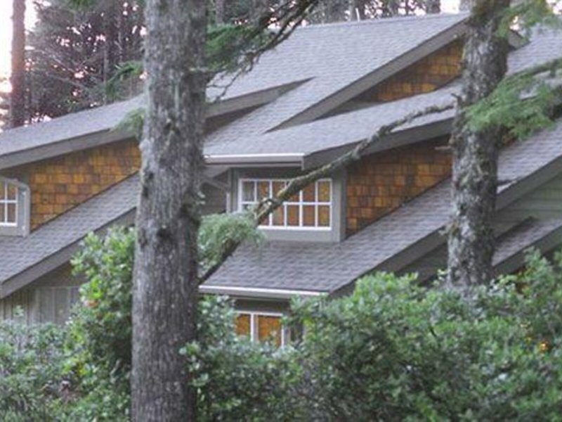 Long Beach Lodge 3