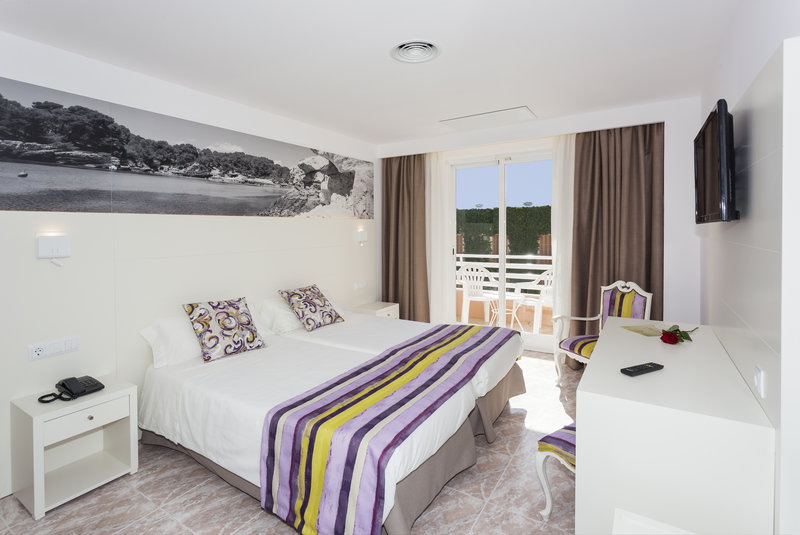 Venecia Paguera Hotel 27