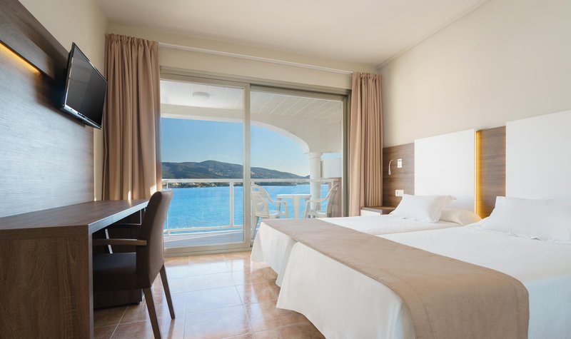 Hotel Seramar Comodoro Playa 9