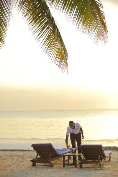 Bluebay Beach Resort & Spa 12