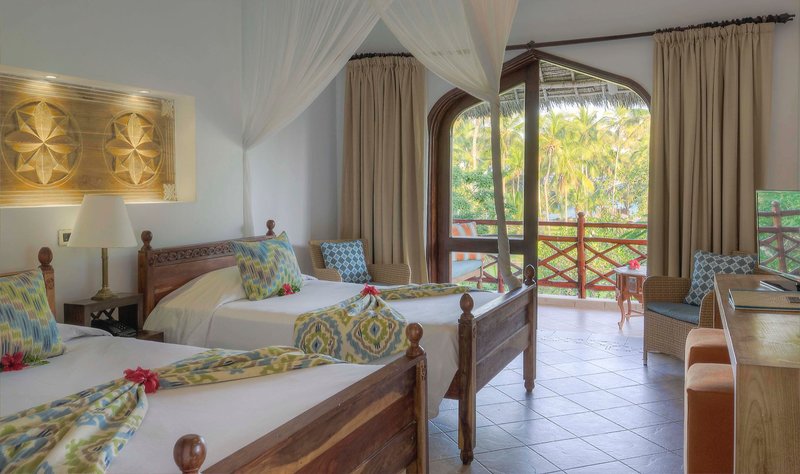 Bluebay Beach Resort & Spa 23