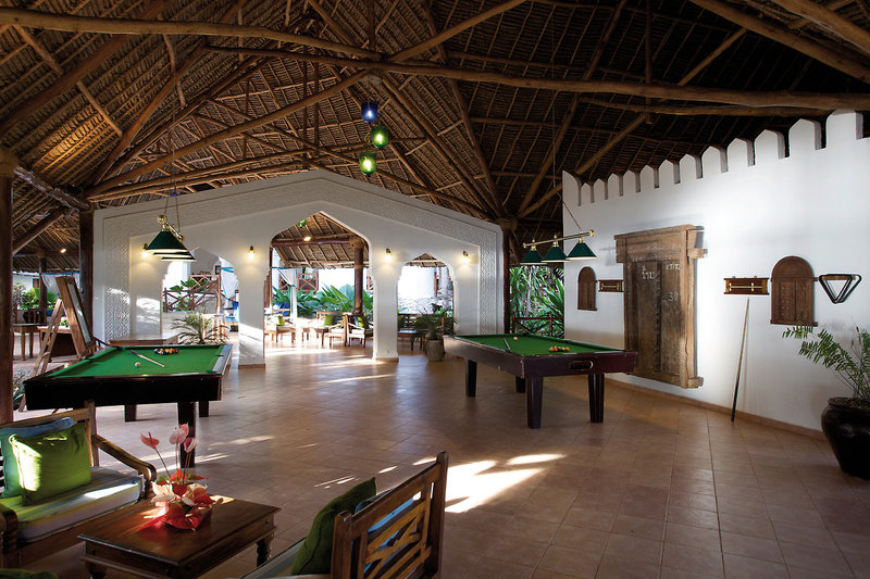 Bluebay Beach Resort & Spa 19