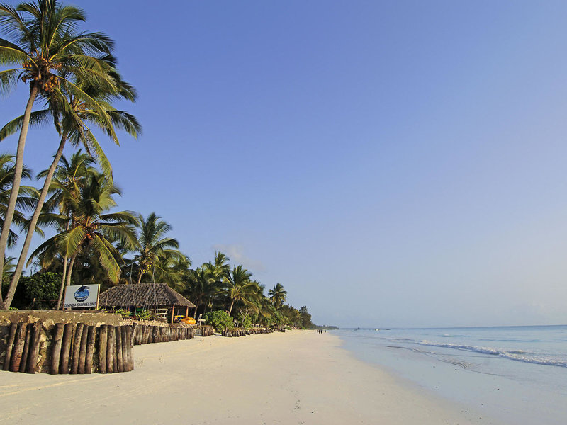 Bluebay Beach Resort & Spa 5