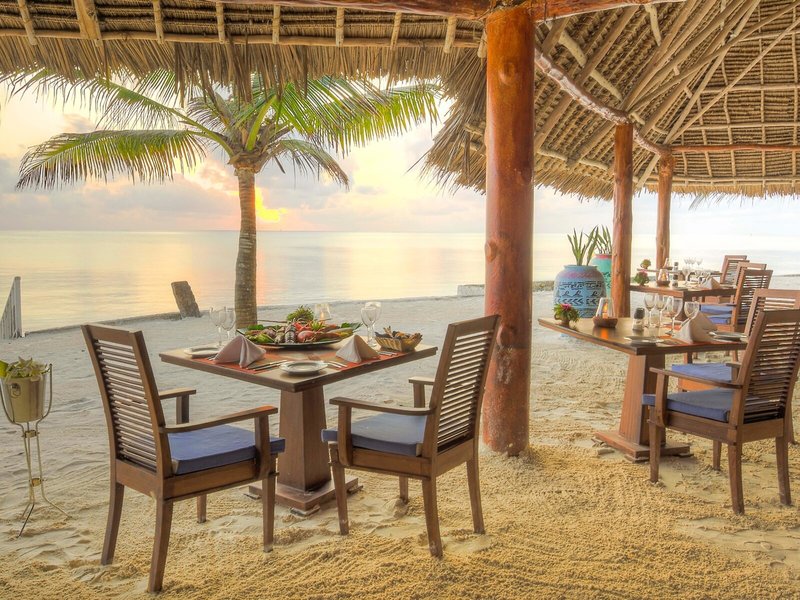 Bluebay Beach Resort & Spa 31