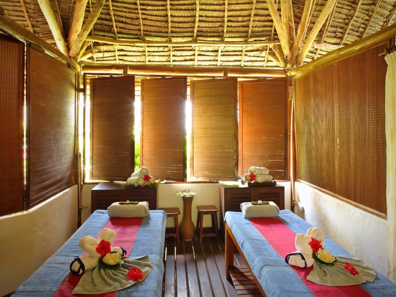 Bluebay Beach Resort & Spa 49