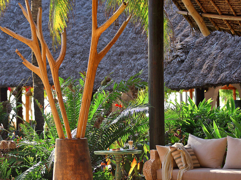 Bluebay Beach Resort & Spa 15