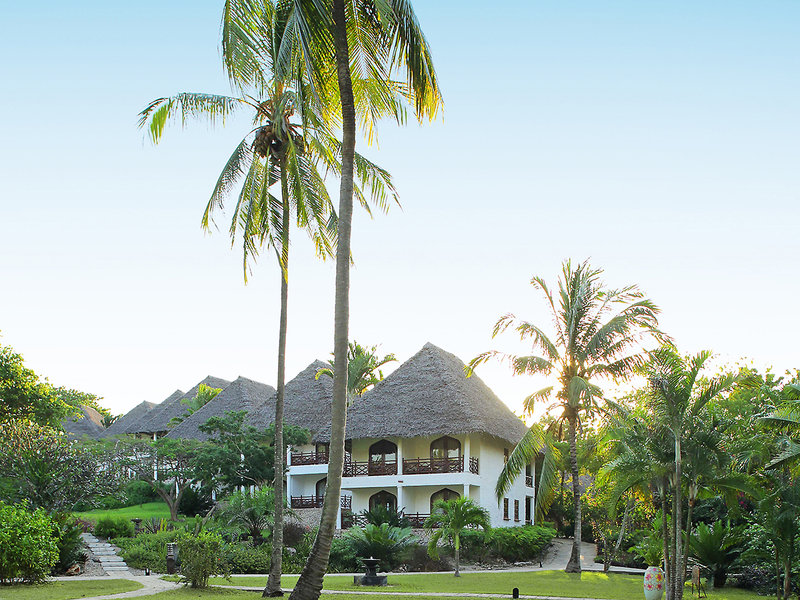 Bluebay Beach Resort & Spa 22