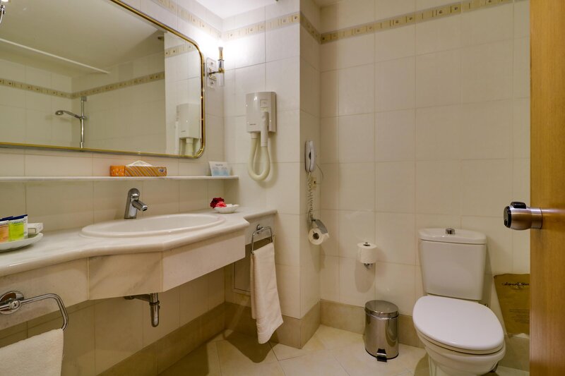 Aegean Melathron Thalasso Spa Hotel 211