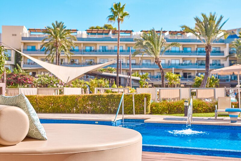 ZAFIRO Palma Nova 70