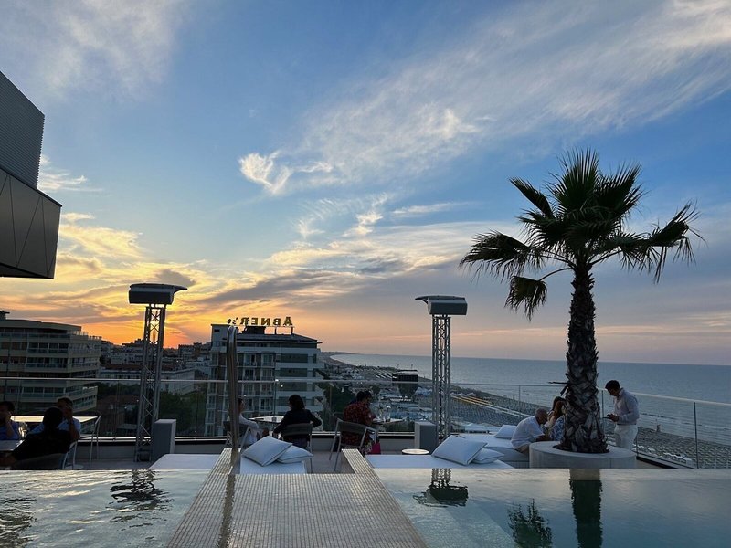 The Promenade Luxury Wellness Hotel 2