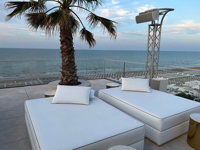 The Promenade Luxury Wellness Hotel 32