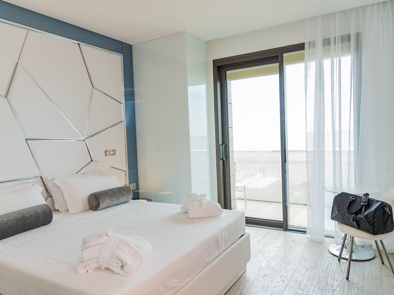 The Promenade Luxury Wellness Hotel 45