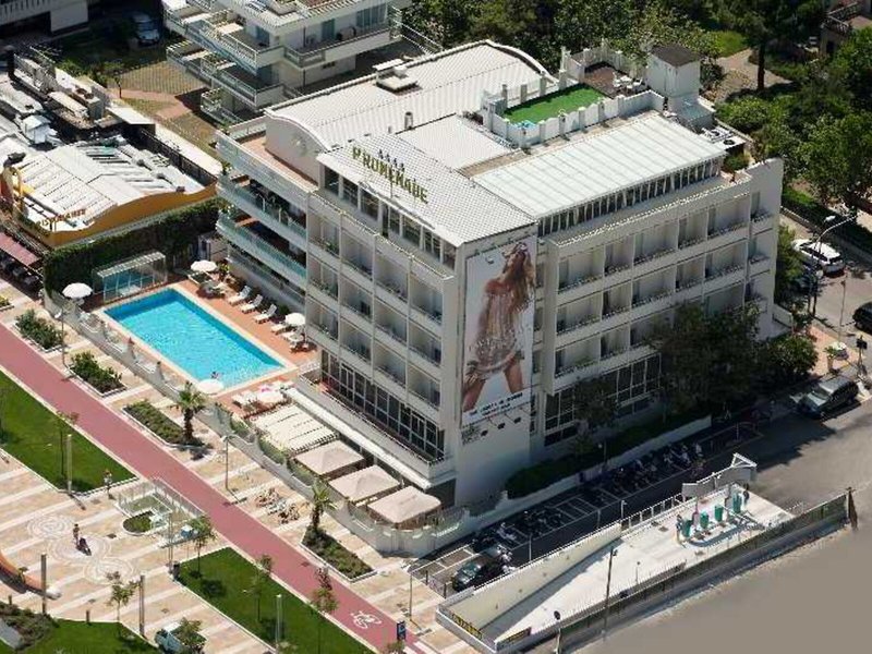 The Promenade Luxury Wellness Hotel