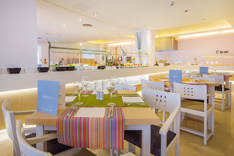 Aparthotel Fontanellas Playa 5