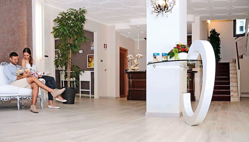 Olimpia Hotel & Aparthotel  8