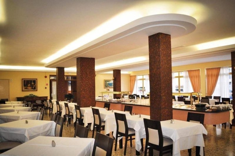 Hotel Iris 9