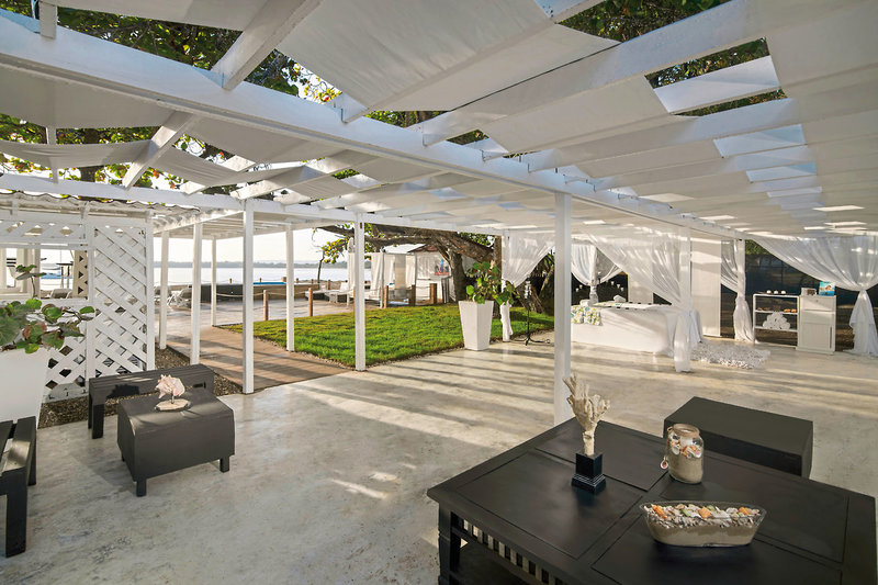 BlueBay Villas Doradas 17