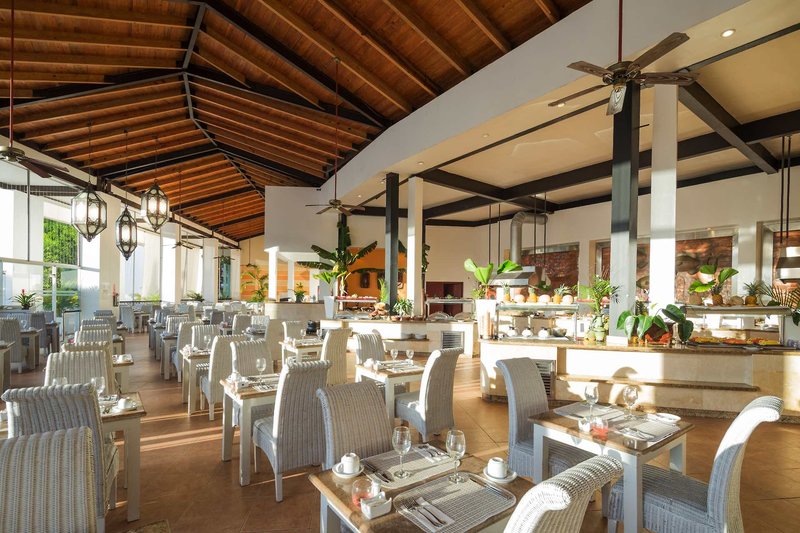 BlueBay Villas Doradas 7