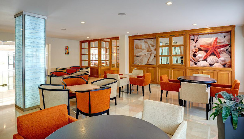 Metropolitan Playa Hotel 4