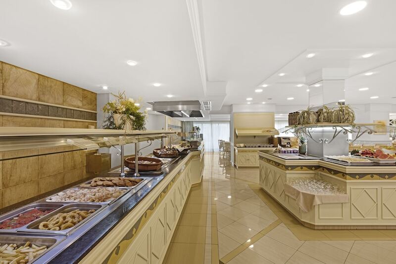 Metropolitan Playa Hotel 7