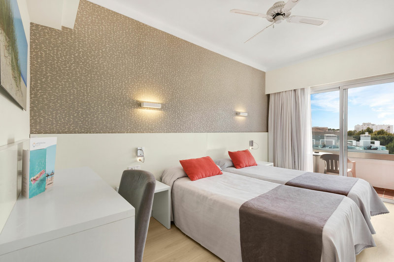 Metropolitan Playa Hotel 16