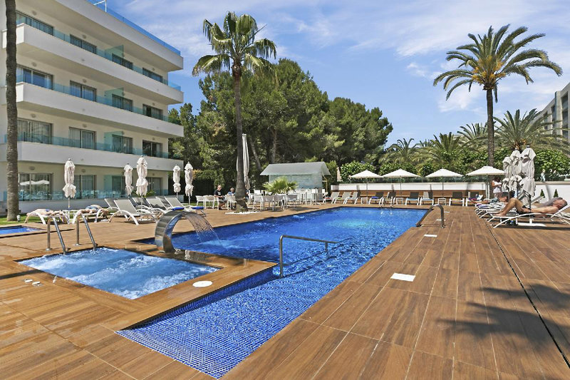 Metropolitan Playa Hotel 7