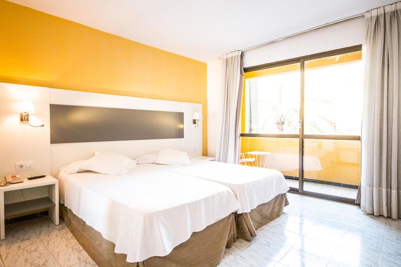 Hotel Amic Miraflores 42