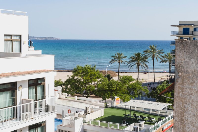 Hotel Amic Miraflores 9