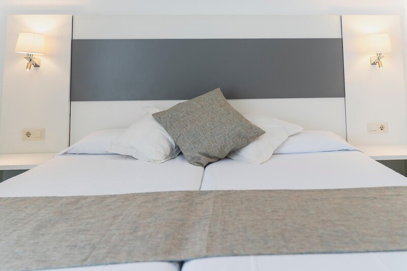 Hotel Amic Miraflores 12