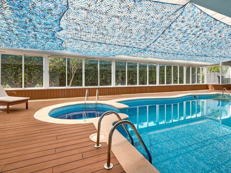 Universal Hotel Neptuno 7