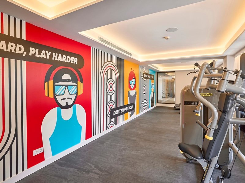 Universal Hotel Neptuno 29