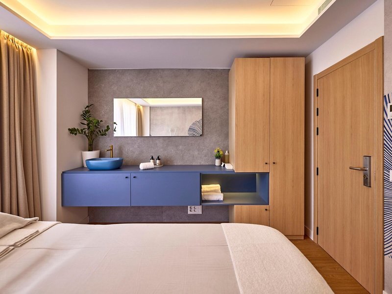 Universal Hotel Neptuno 35