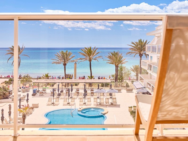 Universal Hotel Neptuno 45