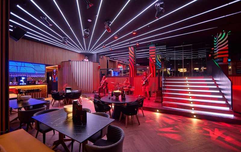 Universal Hotel Neptuno 11