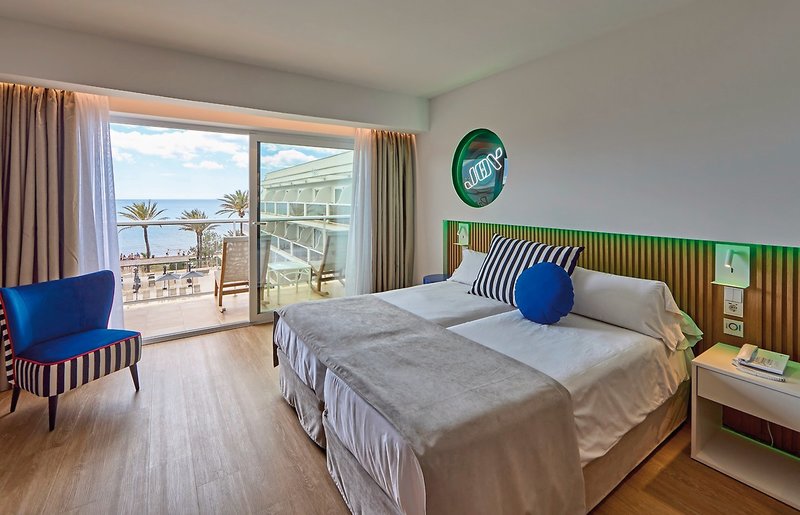 Universal Hotel Neptuno 10